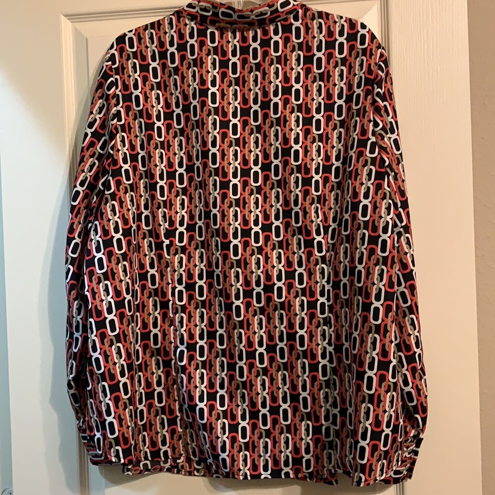 Plus size blouse - Picture 5 of 6